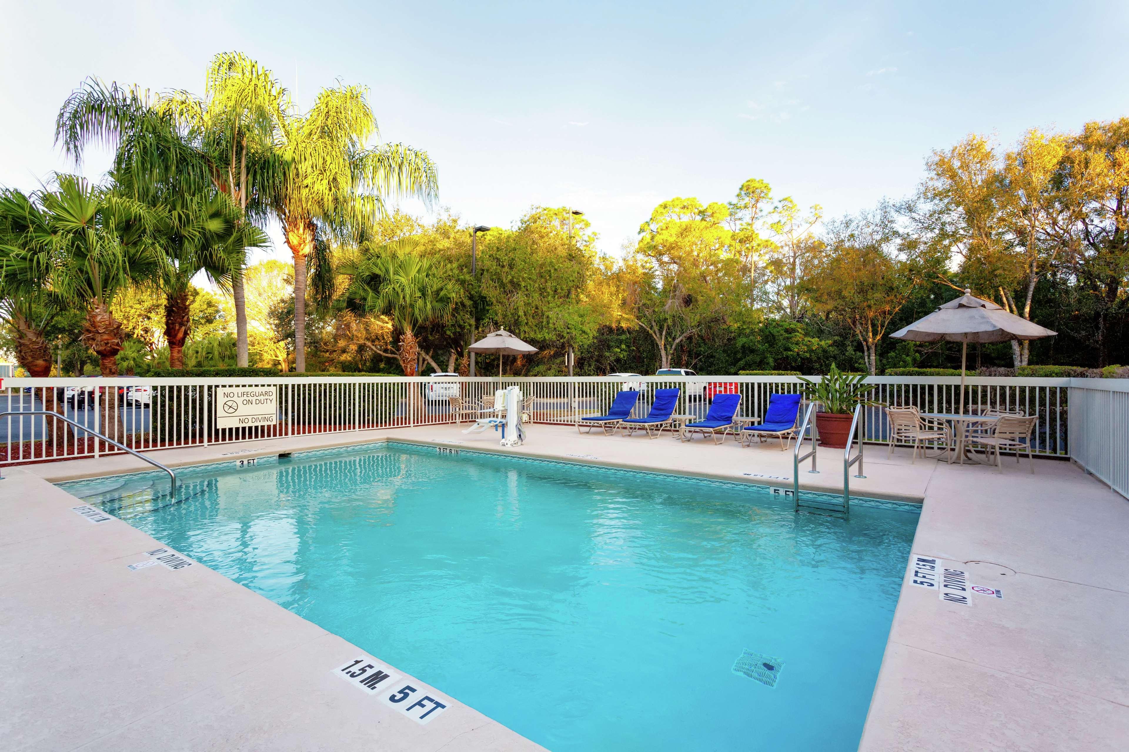 Hampton Inn Melbourne Luaran gambar