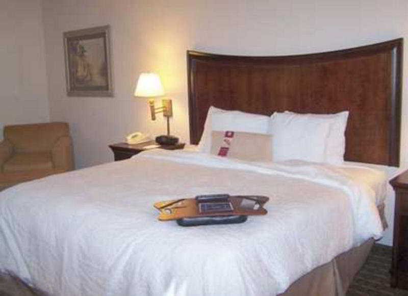 Hampton Inn Melbourne Bilik gambar